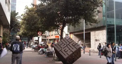 UNIVERSIDAD PILOTO DE COLOMBIA  EL CUBO